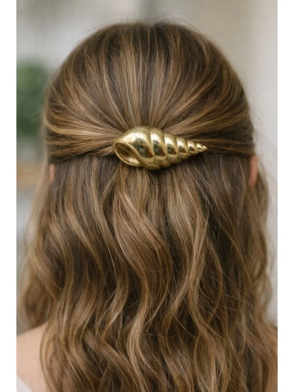 Gold‑Tone Seashell Hair Barrette Vintage Textured Shell Ponytail Clip Accessory